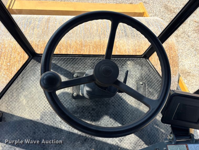 image for item ET0371 Sany SSR120C-8 single drum vibratory roller