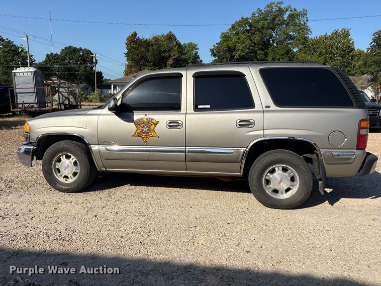 image for item ET0393 2000 GMC Yukon SUV