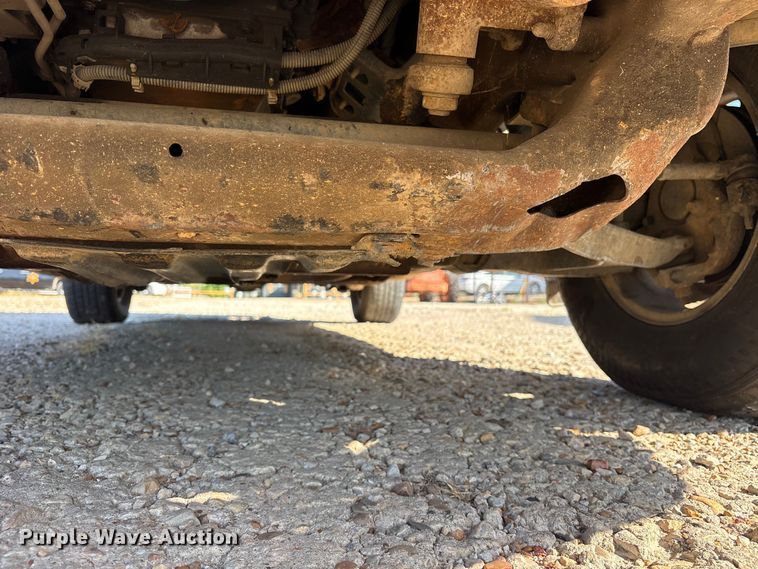image for item ET0393 2000 GMC Yukon SUV