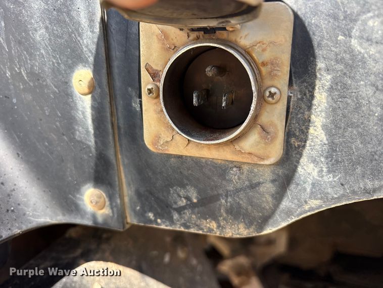 image for item ET0398 1996 Freightliner FDL112 dump truck