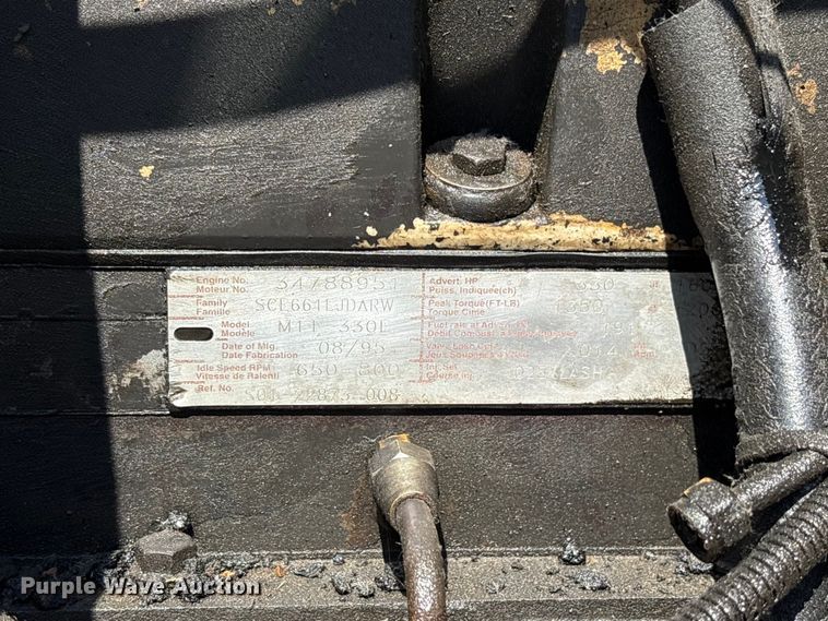 image for item ET0398 1996 Freightliner FDL112 dump truck