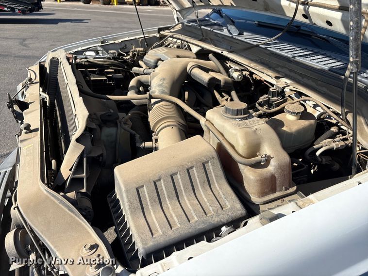 image for item ET0569 2008 Ford F350 Super Duty utility bed pickup truck