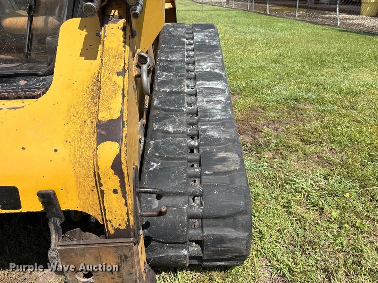 image for item EU0781 Caterpillar 299C tracked skid steer loader
