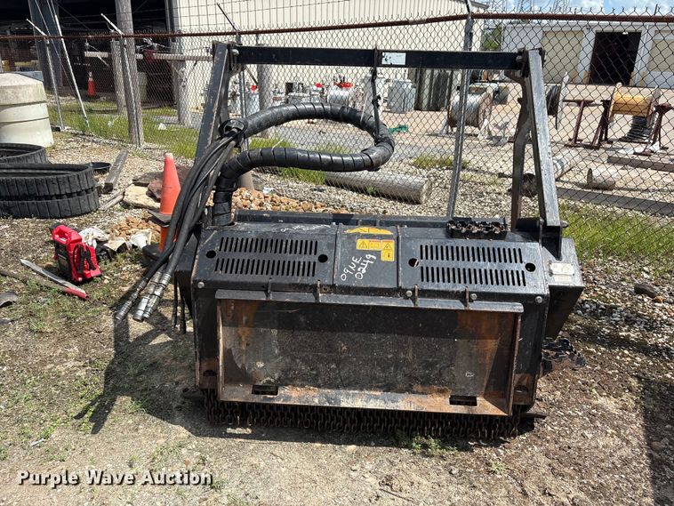 image for item EU0782 2006 Caterpillar HM312 skid steer mulcher