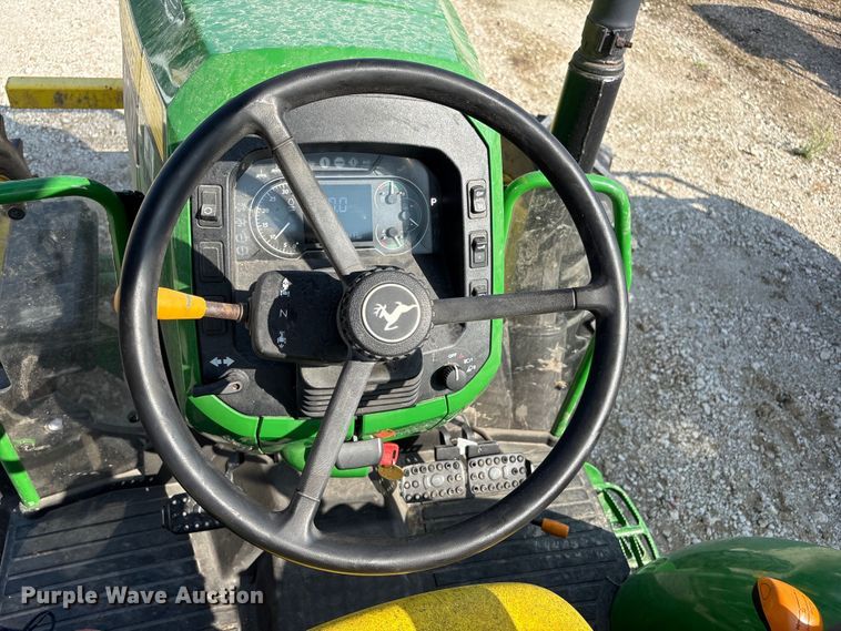 image for item EU0783 2023 John Deere 5100E MFWD tractor