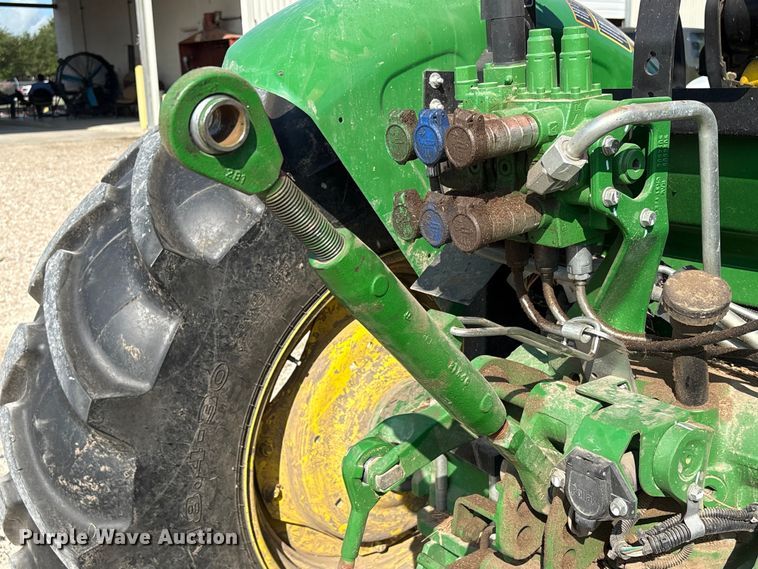 image for item EU0783 2023 John Deere 5100E MFWD tractor