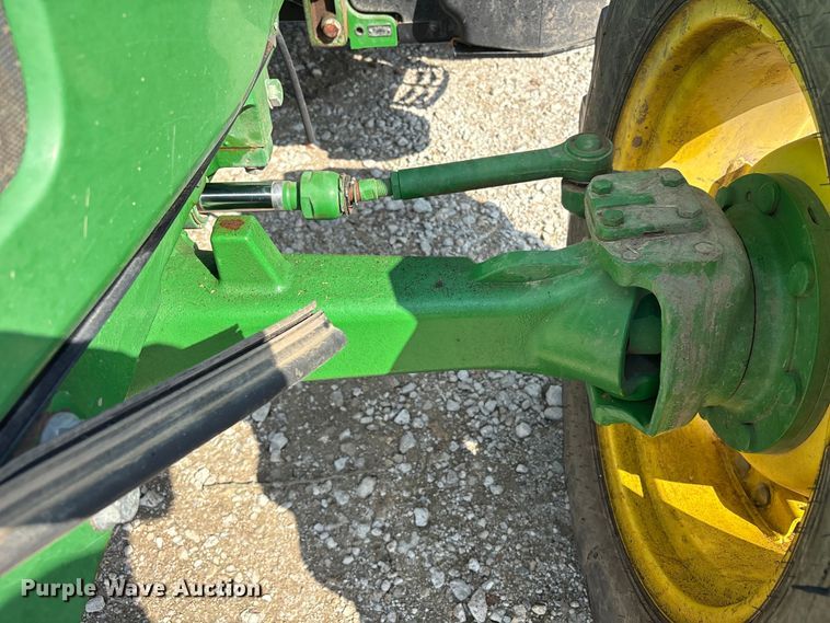 image for item EU0784 2013 John Deere 5085M MFWD tractor