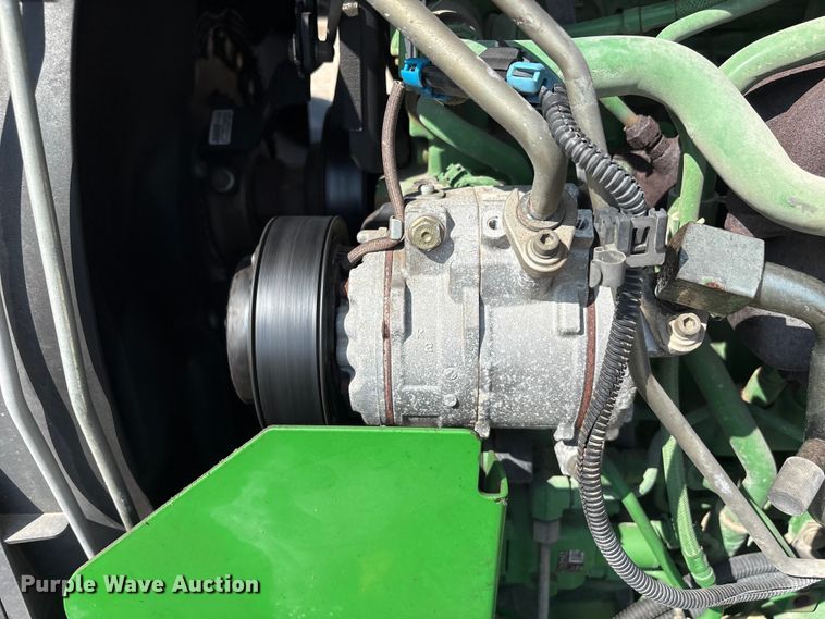 image for item EU0784 2013 John Deere 5085M MFWD tractor
