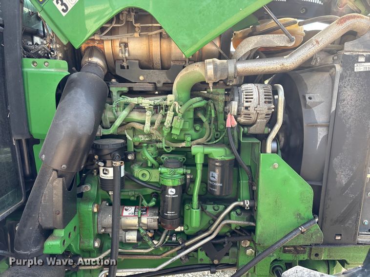 image for item EU0784 2013 John Deere 5085M MFWD tractor