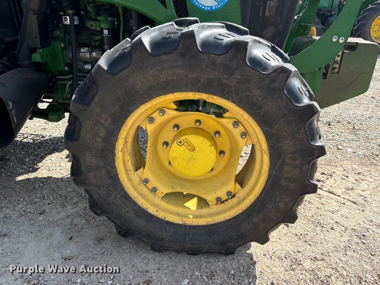 image for item EU0784 2013 John Deere 5085M MFWD tractor