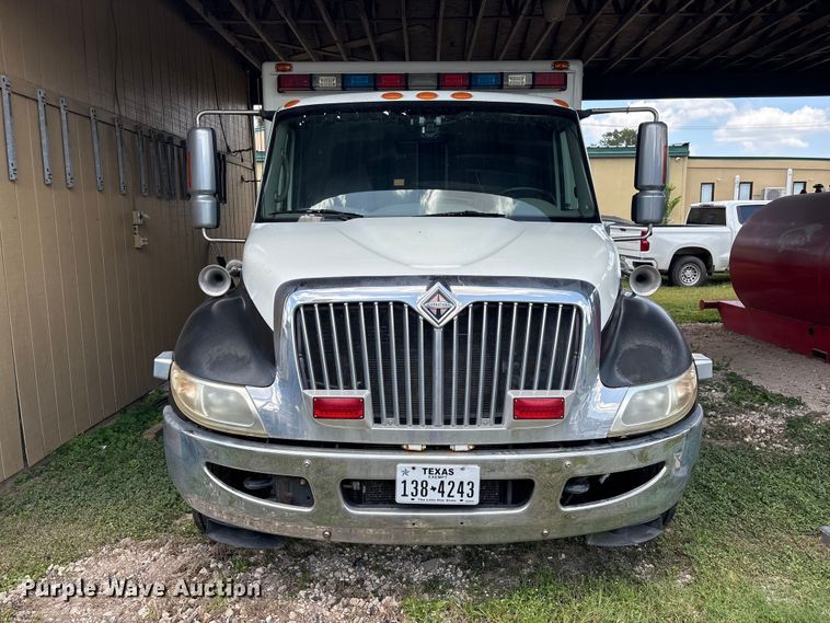 image for item EU0875 2008 International DuraStar 4300 ambulance