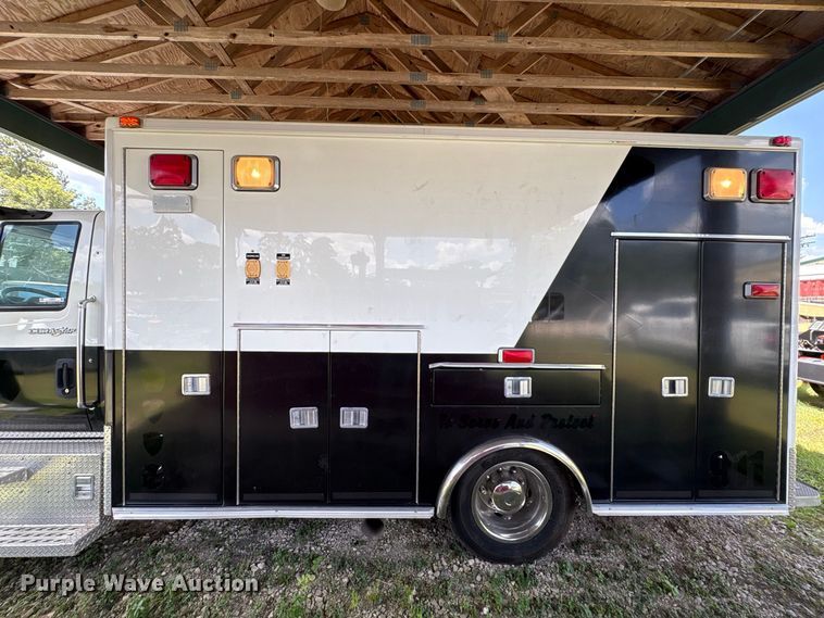 image for item EU0875 2008 International DuraStar 4300 ambulance