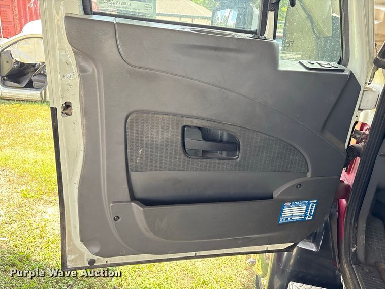 image for item EU0875 2008 International DuraStar 4300 ambulance