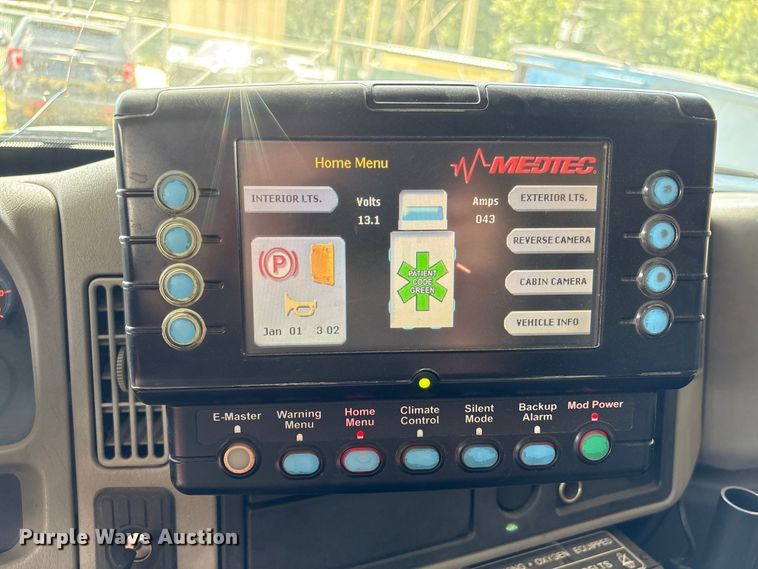 image for item EU0875 2008 International DuraStar 4300 ambulance
