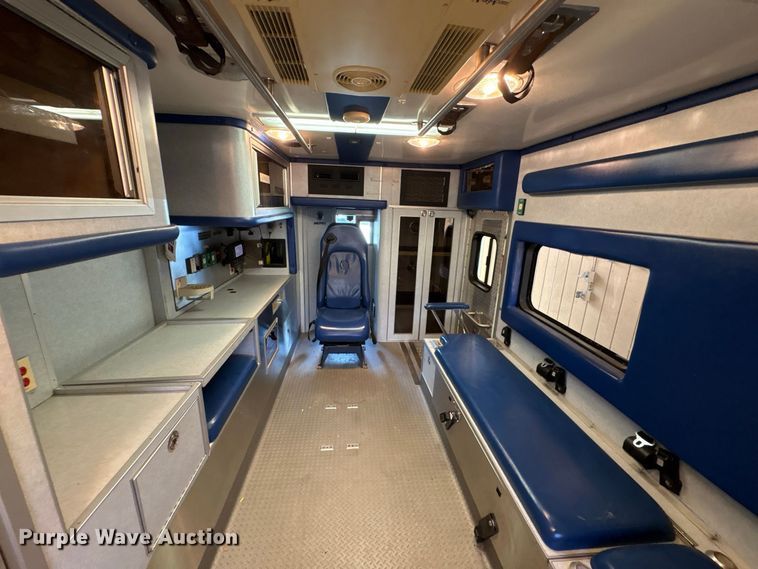 image for item EU0875 2008 International DuraStar 4300 ambulance