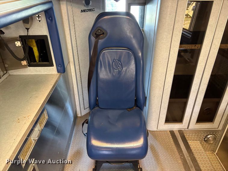 image for item EU0875 2008 International DuraStar 4300 ambulance