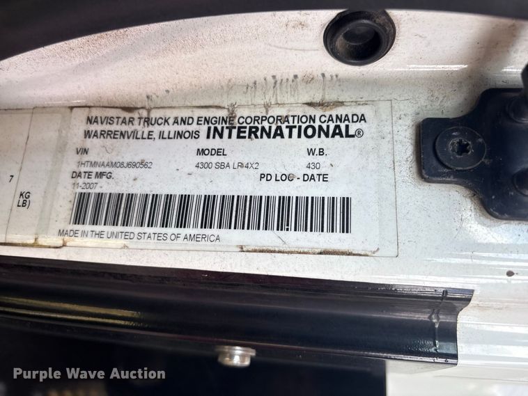 image for item EU0875 2008 International DuraStar 4300 ambulance