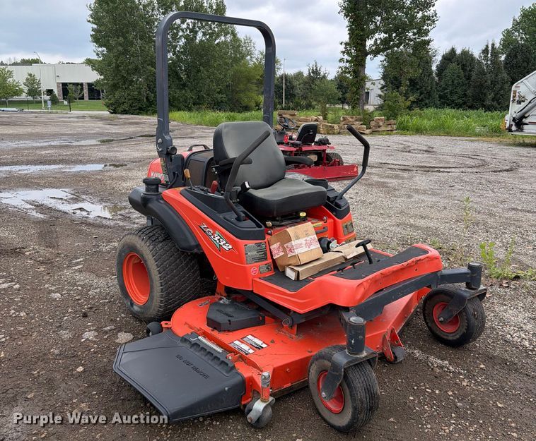image for item EV2445 Kubota ZG332 ZTR lawn mower