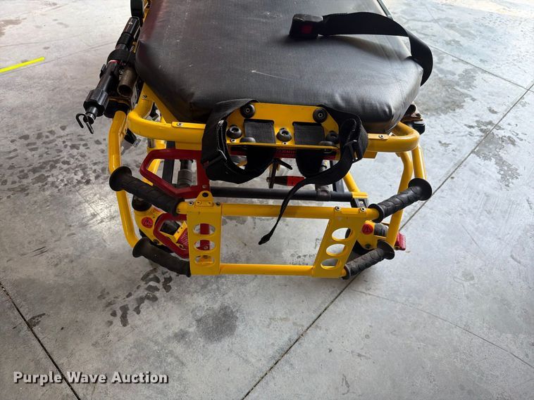 image for item EV2446 Stryker 6083 MX-Pro stretcher