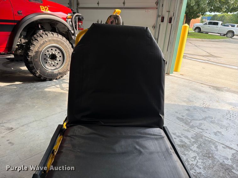 image for item EV2446 Stryker 6083 MX-Pro stretcher