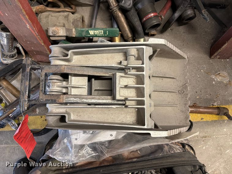 image for item EV2478 Tools