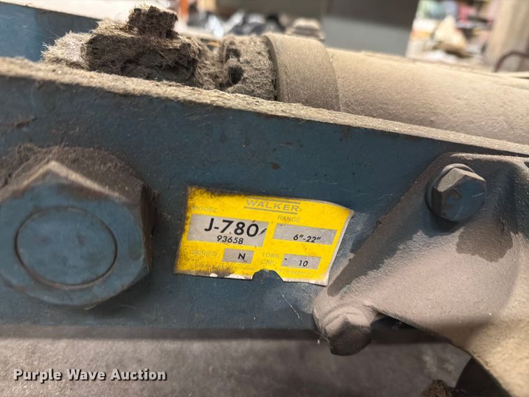 image for item EV2480 Walker  J780 shop jack