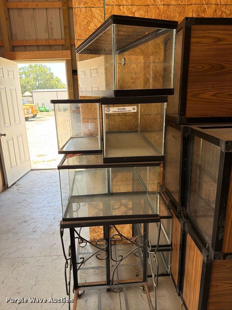 image for item EV2485 Aquariums