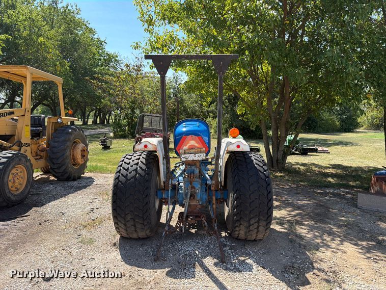 image for item EV2488 1984 Ford 1910 tractor
