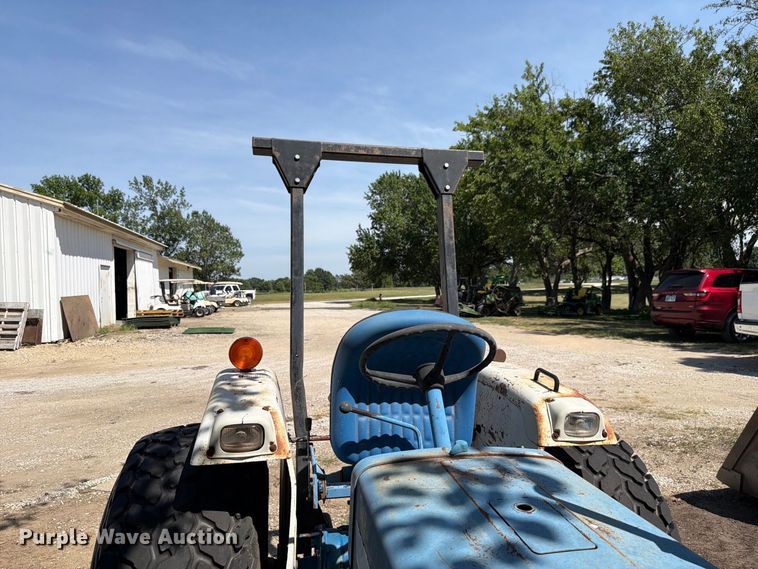 image for item EV2488 1984 Ford 1910 tractor