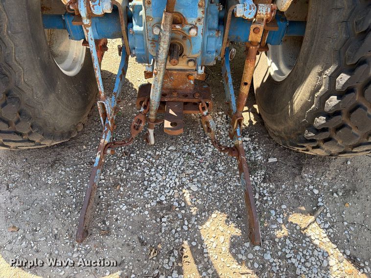 image for item EV2488 1984 Ford 1910 tractor