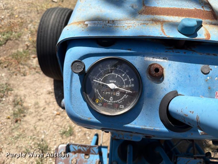 image for item EV2488 1984 Ford 1910 tractor