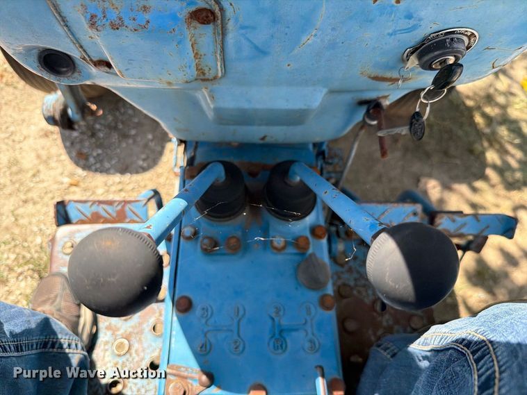 image for item EV2488 1984 Ford 1910 tractor