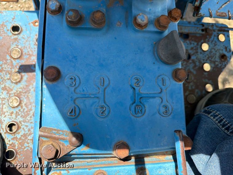 image for item EV2488 1984 Ford 1910 tractor