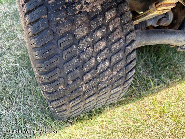 image for item EV2490 1998 Kawasaki Mule 2500 utility vehicle