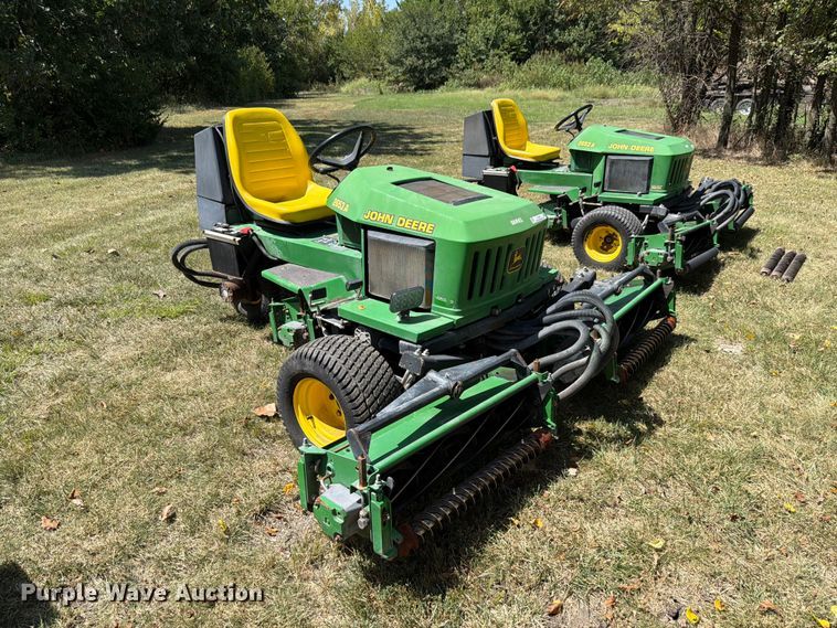 image for item EV2492 2000 John Deere 2653 A  reel mower