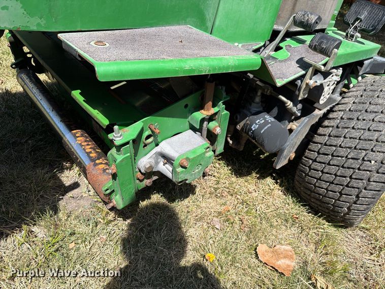 image for item EV2492 2000 John Deere 2653 A  reel mower