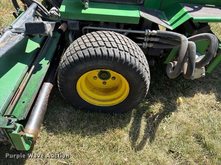 image for item EV2492 2000 John Deere 2653 A  reel mower