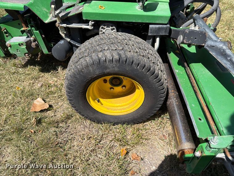 image for item EV2492 2000 John Deere 2653 A  reel mower