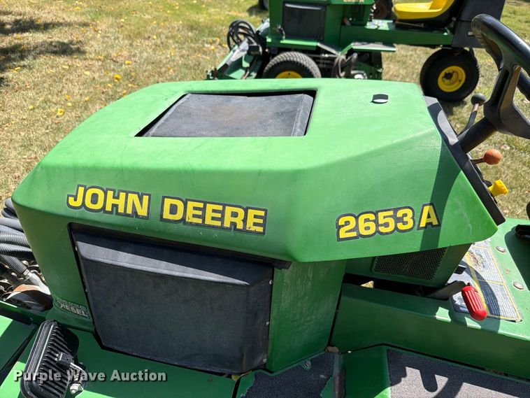 image for item EV2493 2001 John Deere 2653 A reel mower