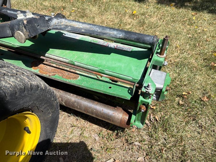 image for item EV2493 2001 John Deere 2653 A reel mower