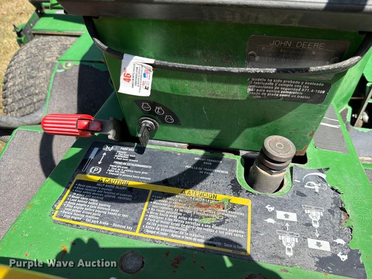 image for item EV2493 2001 John Deere 2653 A reel mower