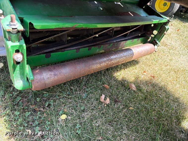 image for item EV2493 2001 John Deere 2653 A reel mower