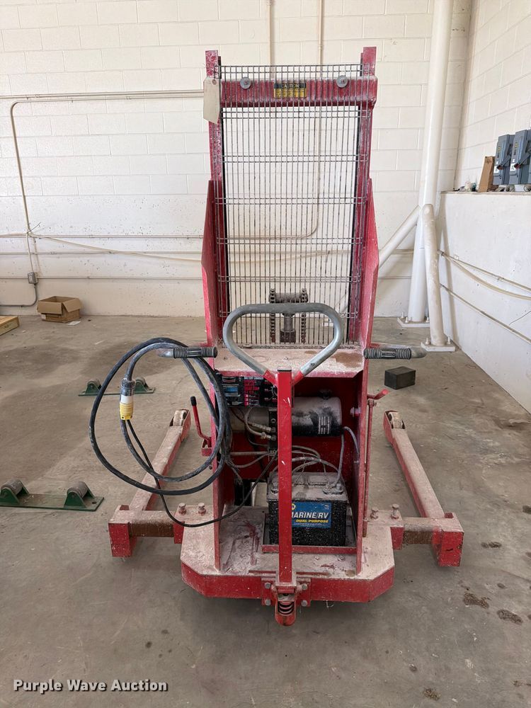 image for item EV2496 Moble Lift pallet stacker