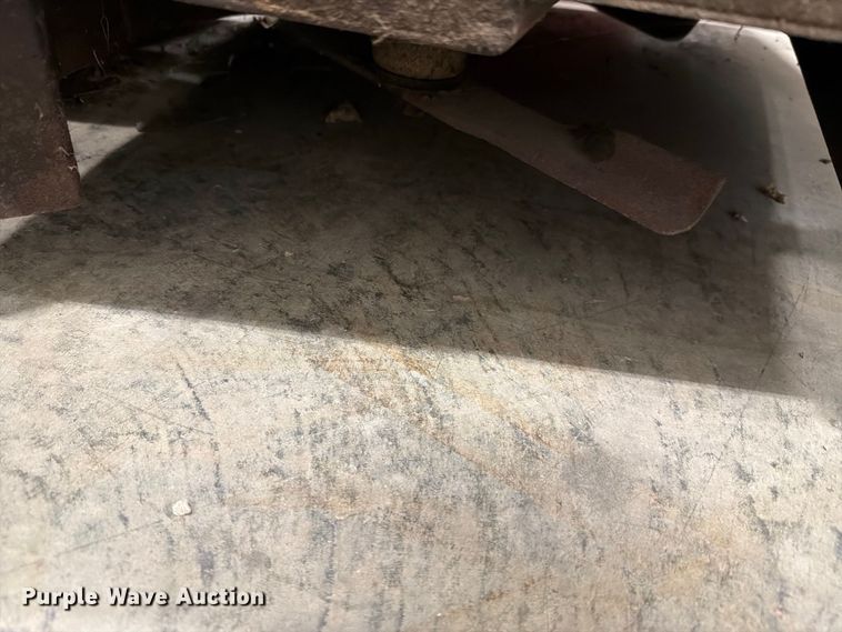 image for item EV2498 Honda lawn mower