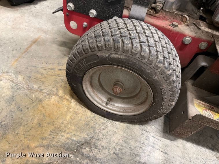image for item EV2498 Honda lawn mower