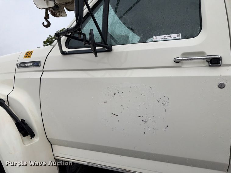 image for item EV2499 1997 Ford F800 digger derrick truck