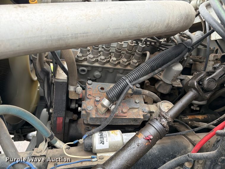 image for item EV2499 1997 Ford F800 digger derrick truck