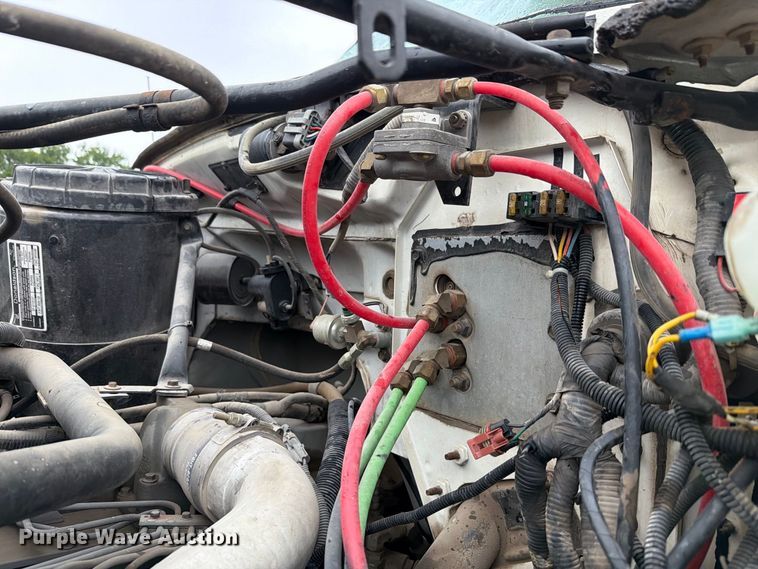 image for item EV2499 1997 Ford F800 digger derrick truck