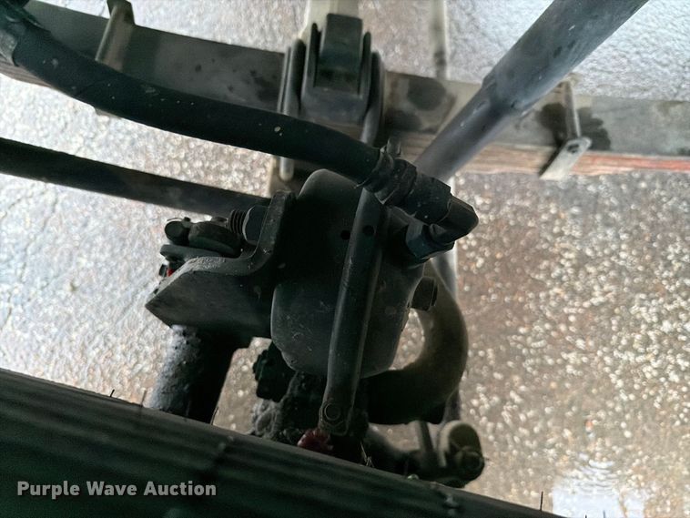 image for item EV2499 1997 Ford F800 digger derrick truck
