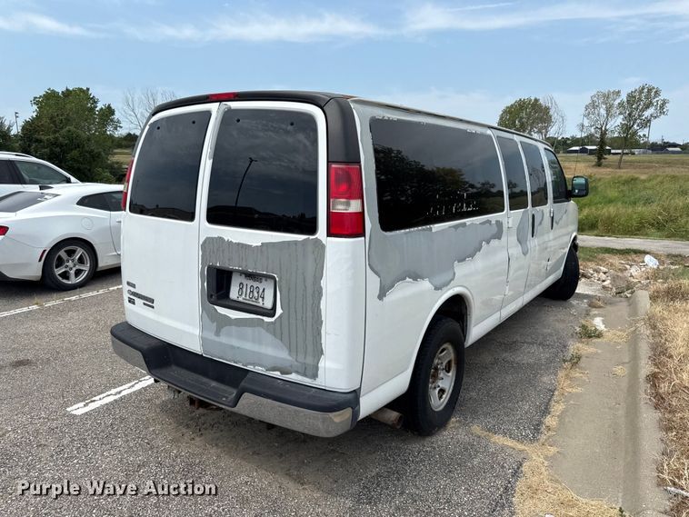 image for item EV6111 2012 Chevrolet Express 3500 van